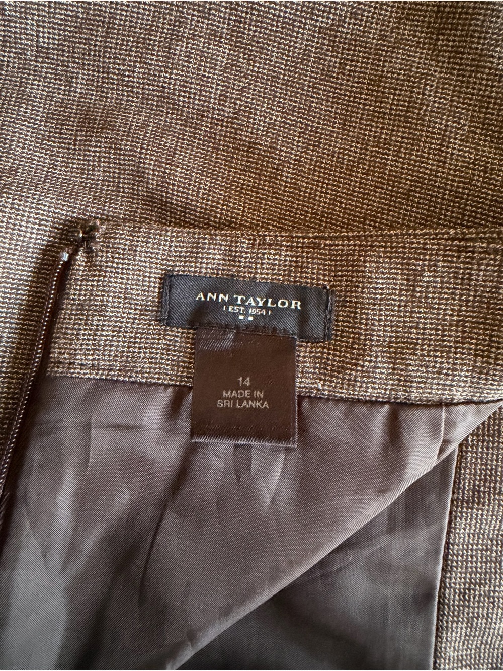 Ann Taylor Brown Two-Piece Skirt Suit - Classic Women's Set - Picture 7 of 8